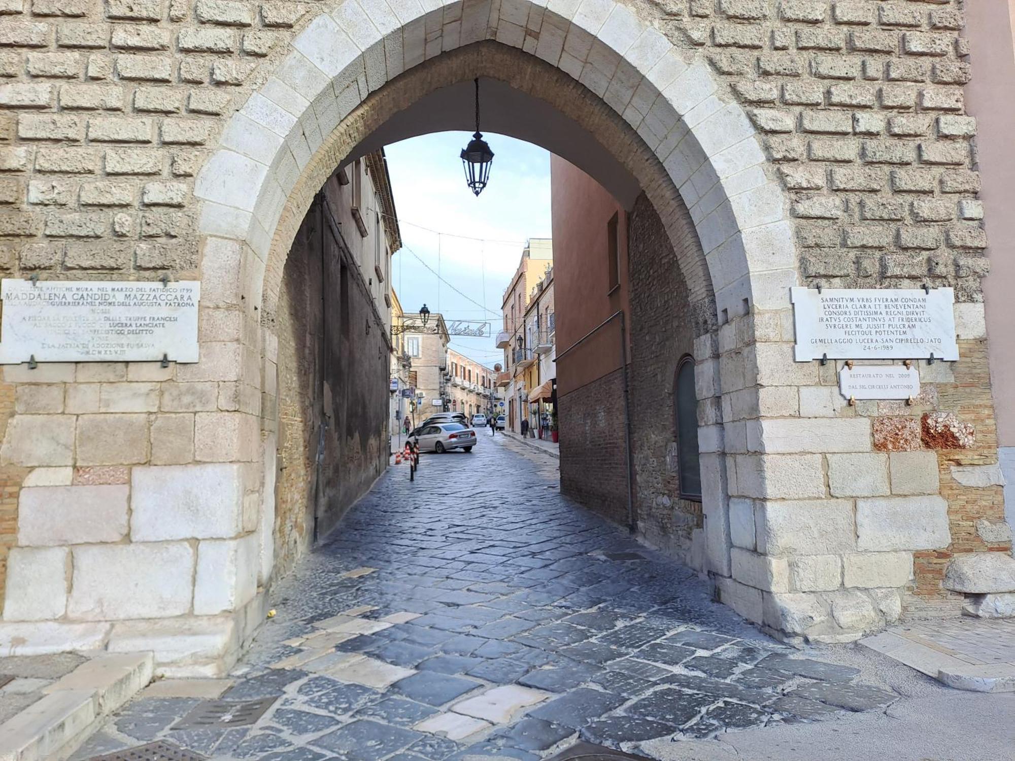 La Casa Sull Arco Bed & Breakfast Lucera Luaran gambar