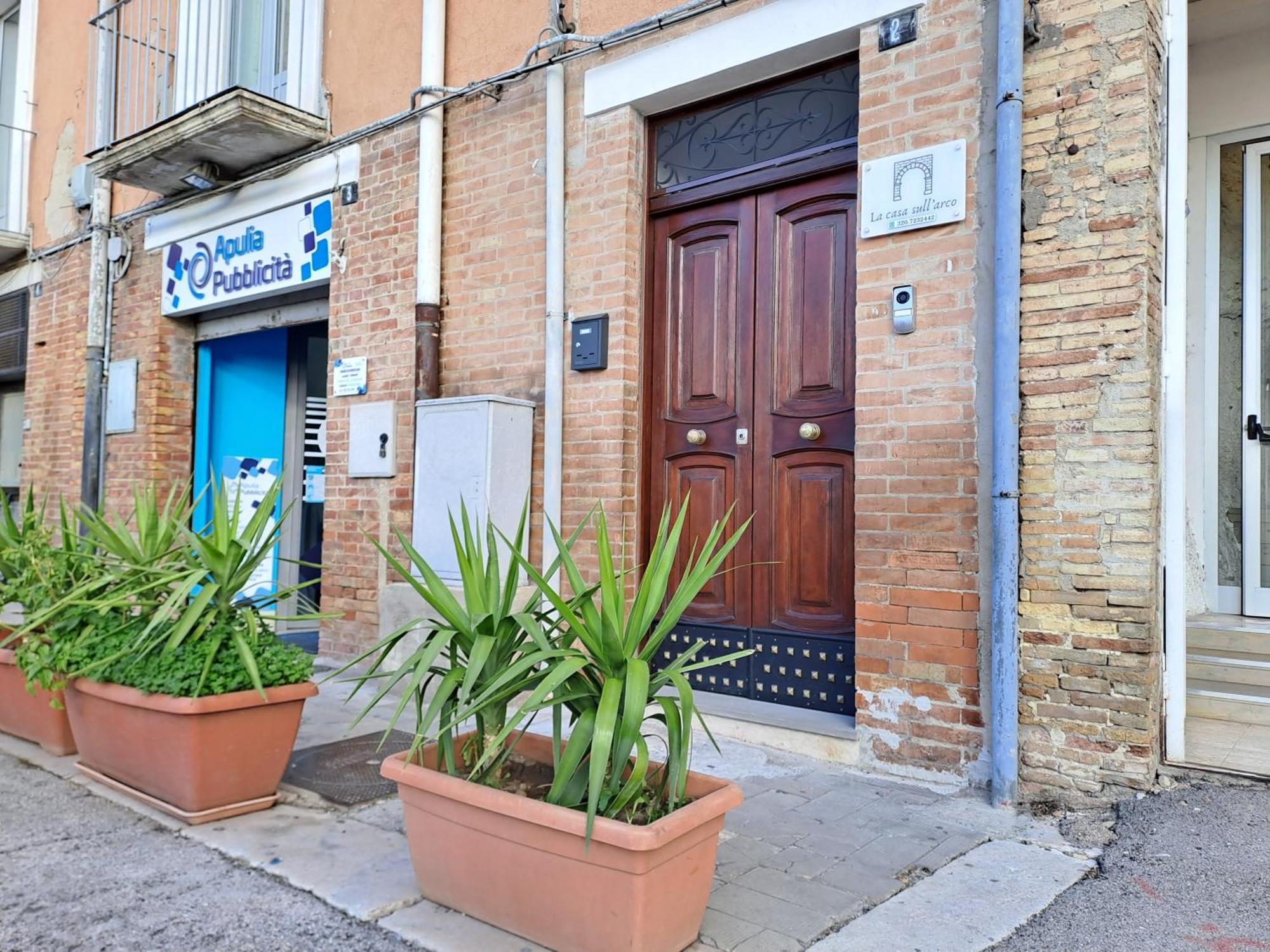 La Casa Sull Arco Bed & Breakfast Lucera Luaran gambar